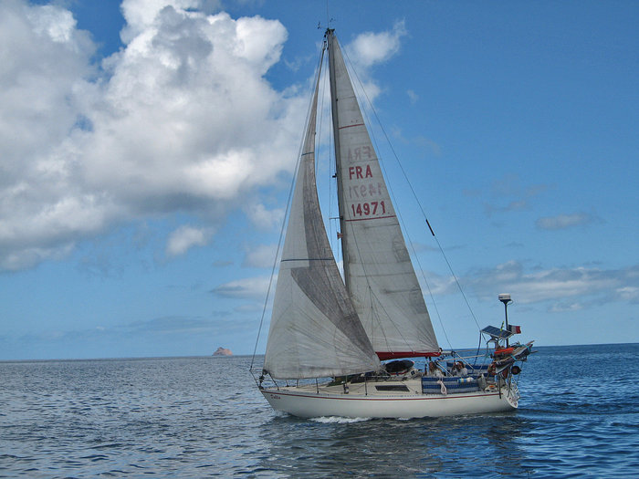 8 avril 2015 en nav vers l'ile de la Graciosa (5).JPG (1.02 Mio) Consulté 29553 fois 8 avril 2015 en nav vers l'ile de la Graciosa (5).JPG