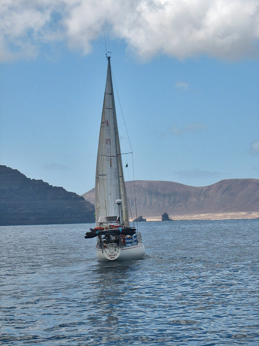 8 avril 2015 en nav vers l'ile de la Graciosa (10).JPG (1.15 Mio) Consulté 29207 fois daltica en nav